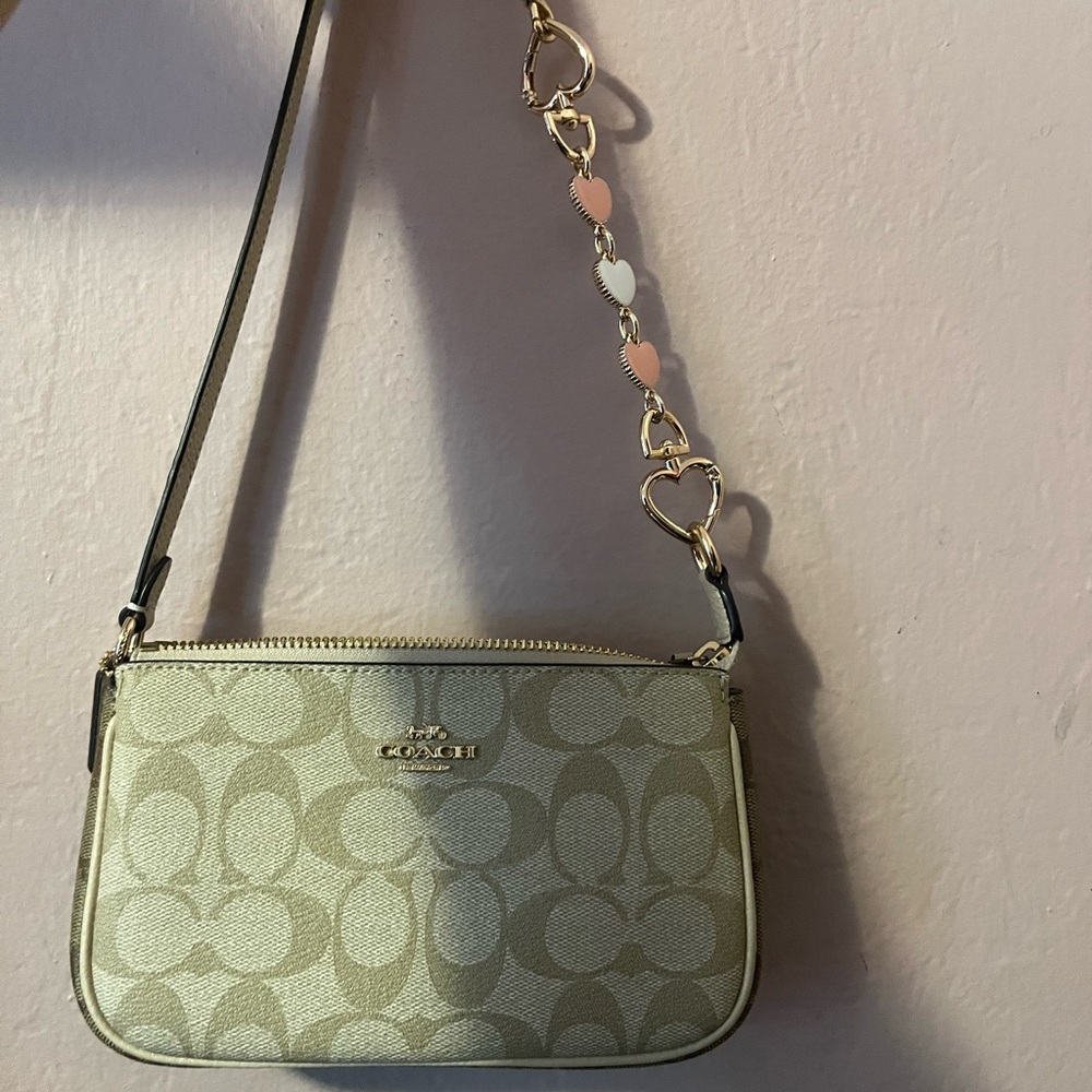 Nolita 19 In Blocked Signature Canvas